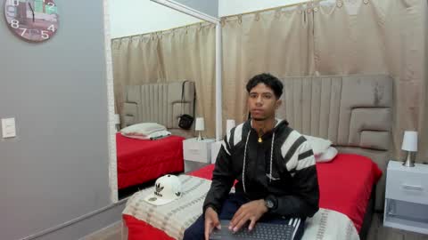 julian billy online show from 2, 2, 2025