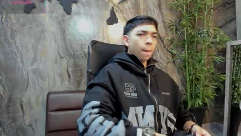 Snapshot of julian_mercier chatting on 13, 2, 2026 JULIAN online show from 13, 2, 2026