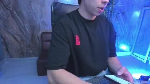 JULIAN  online show from 27, 4, 2026