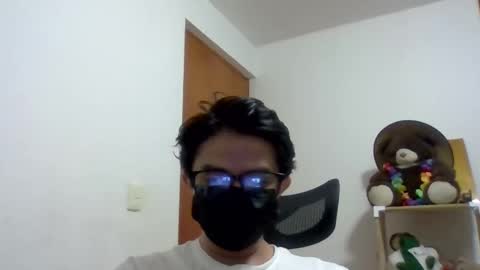 Julian Mora online show from 25, 2, 2025