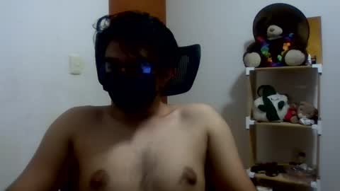 Julian Mora online show from 12, 3, 2025