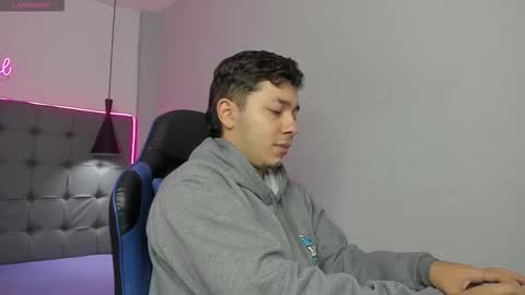 julian_smith21 online show from 27, 2, 2026