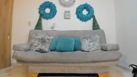 julian_wallace online show from 9, 1, 2025