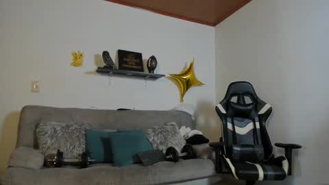 julian_wallace online show from 29, 10, 2025