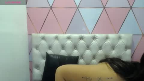 Juli online show from 8, 3, 2025