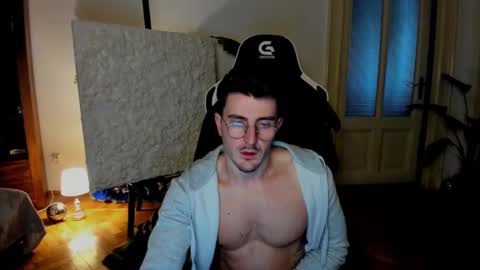 JulianDylan online show from 3, 12, 2024