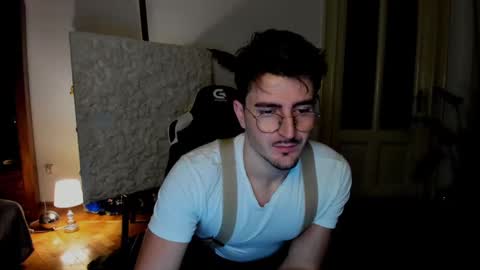 JulianDylan online show from 6, 12, 2024