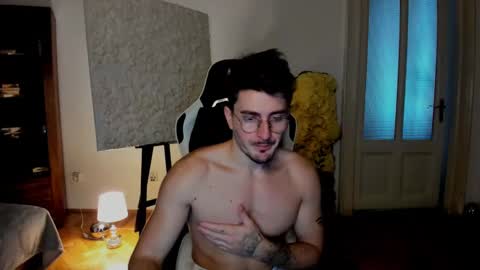 JulianDylan online show from 9, 12, 2024