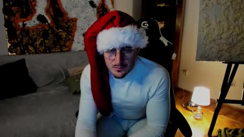 JulianDylan online show from 12, 12, 2024