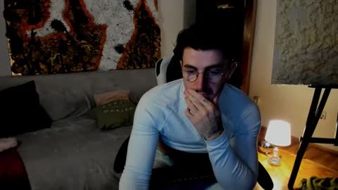 JulianDylan online show from 12, 12, 2024
