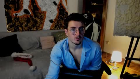 JulianDylan online show from 14, 12, 2024