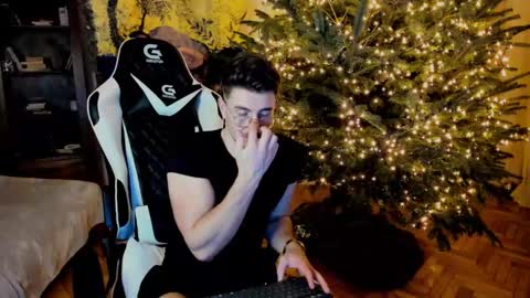 JulianDylan online show from 22, 12, 2024