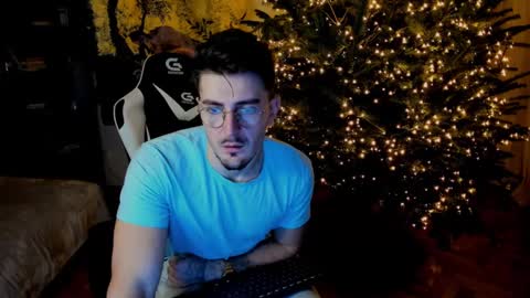 JulianDylan online show from 23, 12, 2024
