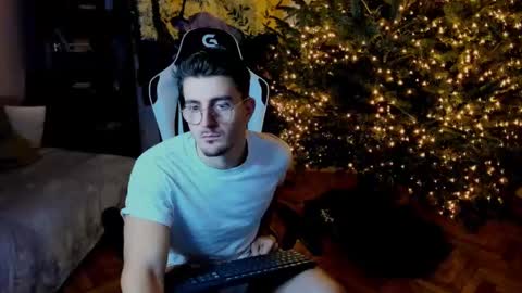 JulianDylan online show from 29, 12, 2024