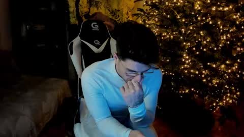 JulianDylan online show from 4, 1, 2025