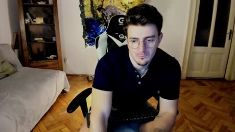 JulianDylan online show from 9, 1, 2025