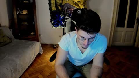 JulianDylan online show from 10, 1, 2025