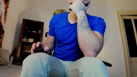 JulianDylan online show from 14, 1, 2025