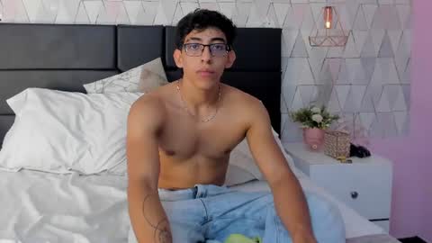 Snapshot of julianrouss chatting on 2, 7, 2026 Julian online show from 2, 7, 2026