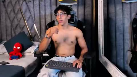 Snapshot of julianrouss chatting on 30, 7, 2026 Julian online show from 30, 7, 2026