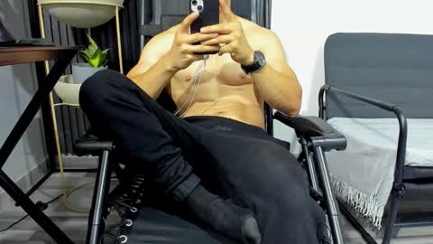 Snapshot of juliansexxx16 chatting on 12, 2, 2026 Julian online show from 12, 2, 2026