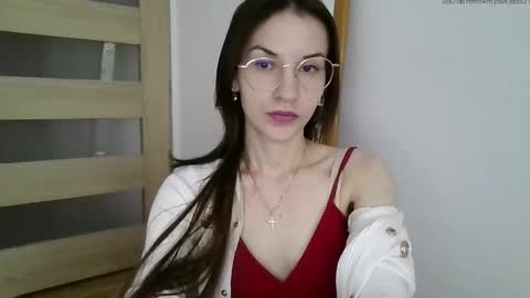 Julia online show from 9, 5, 2026