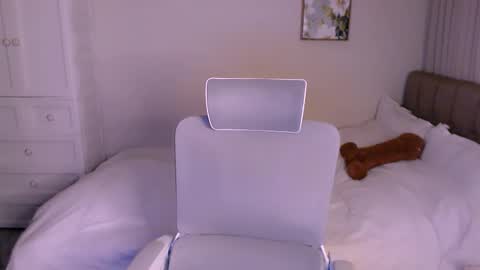 juliarichards online show from 13, 9, 2025