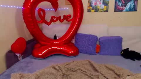 Snapshot of juliasane_ chatting on 14, 2, 2025 Jul online show from 14, 2, 2025