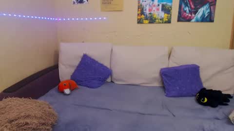 Snapshot of juliasane_ chatting on 3, 3, 2025 Jul online show from 3, 3, 2025