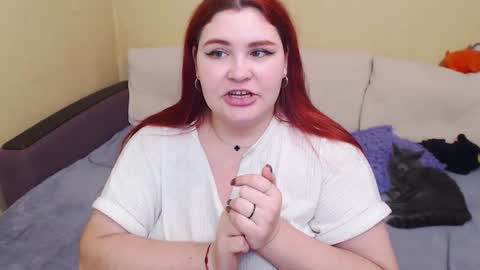 Snapshot of juliasane_ chatting on 16, 10, 2025 Jul online show from 16, 10, 2025