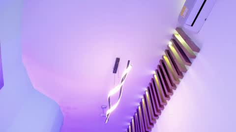 Snapshot of juliasprouse_ chatting on 19, 12, 2024 Julias online show from 19, 12, 2024