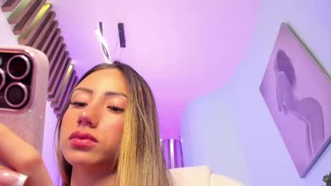 Snapshot of juliasprouse_ chatting on 24, 1, 2025 Julias online show from 24, 1, 2025