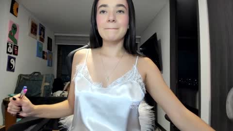 Jeimy Help me to reach 100 thumbs up online show from 3, 12, 2024