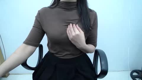 julie9x online show from 13, 10, 2025