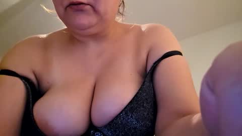 Snapshot of julie_amazing1 chatting on 23, 2, 2026 Julie online show from 23, 2, 2026