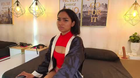 julie coper online show from 6, 10, 2025