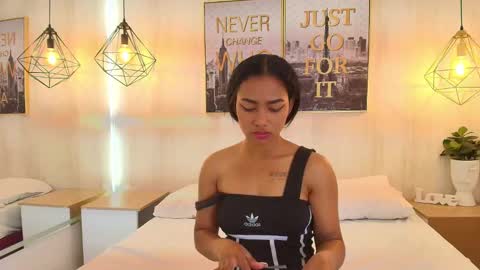 julie coper online show from 9, 10, 2025