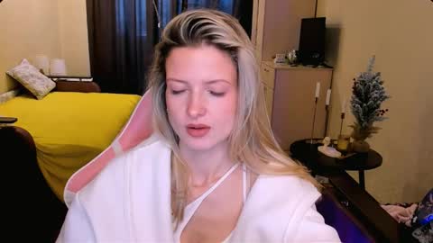 Julie online show from 21, 12, 2025