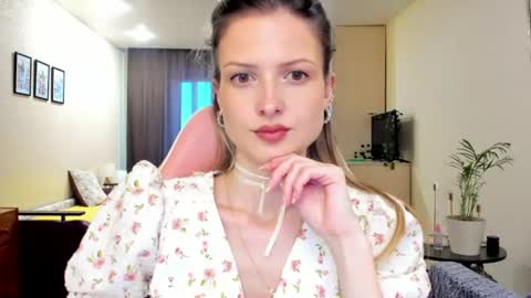Julie online show from 16, 6, 2026