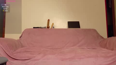 Snapshot of julie_vixen chatting on 11, 1, 2026 julie_vixen online show from 11, 1, 2026