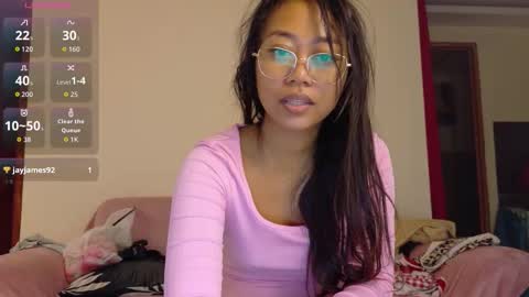 Snapshot of julie_vixen chatting on 13, 1, 2026 julie_vixen online show from 13, 1, 2026