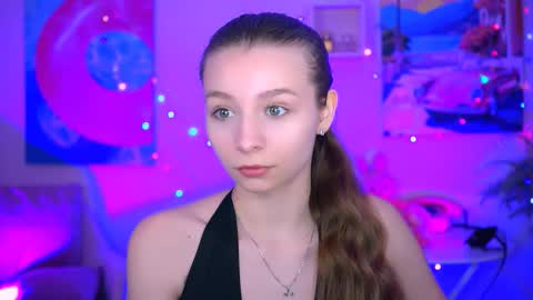 Snapshot of juliedaniel chatting on 10, 10, 2025 juliedaniel online show from 10, 10, 2025