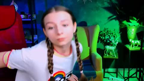 Snapshot of juliedaniel chatting on 20, 10, 2025 juliedaniel online show from 20, 10, 2025
