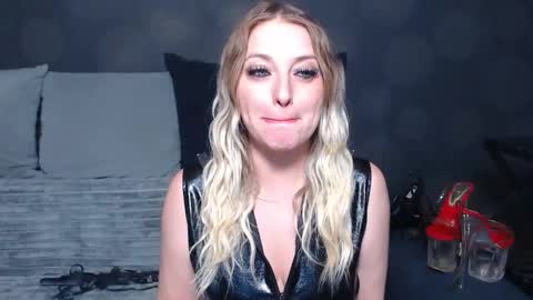 julia online show from 14, 5, 2026