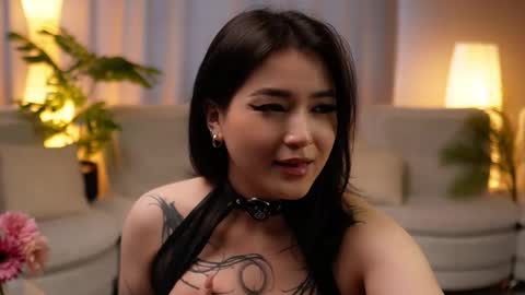 Violet online show from 31, 10, 2025