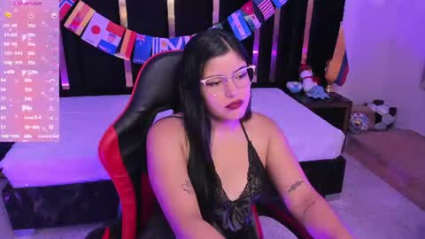Julie online show from 5, 7, 2026