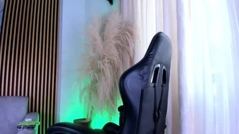 Julien online show from 6, 5, 2026