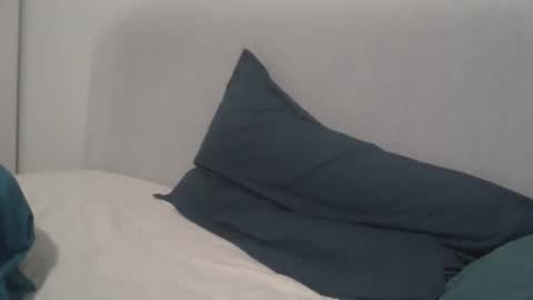 Snapshot of julienterrierl2l chatting on 25, 3, 2026 Julienl2l online show from 25, 3, 2026