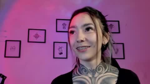 Snapshot of juliet_sourire chatting on 7, 12, 2024 juliet_sourire online show from 7, 12, 2024