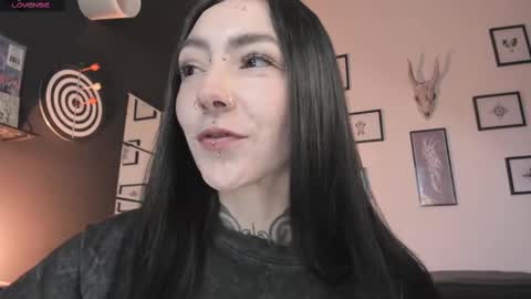 Snapshot of juliet_sourire chatting on 26, 9, 2025 juliet_sourire online show from 26, 9, 2025